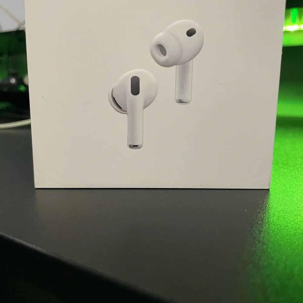 Wireless Earbuds with Charging Case - White